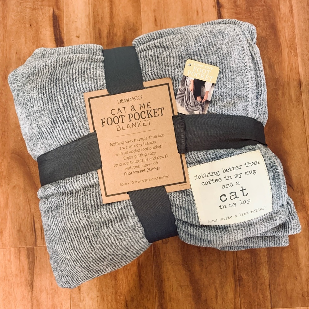 Demdaco Cat & Me Foot Pocket Blanket 60 in x 70 in
